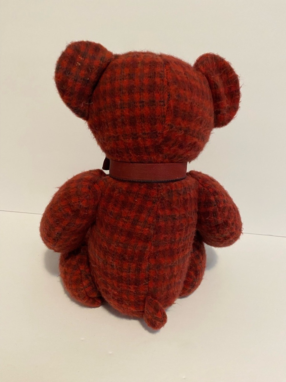 Vintage Russ Berrie Nelly 13" Plush Teddy Bear Flannel Red & Black Plaid #4820 - Picture 3 of 6